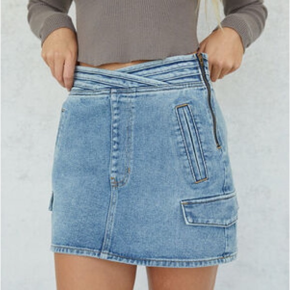 PacSun Dresses & Skirts - NEW Pacsun Cargo Skate Mini Skirt